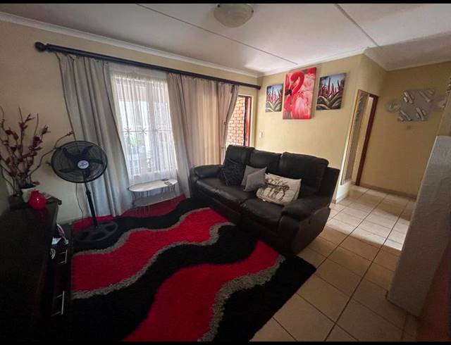 2 BEDROOM APARTMENT FOR SALE IN THE REEDS